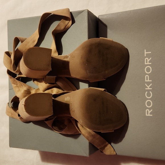 Women's Lulu's Suede Lace Up Heels Size 8 - Picture 4 of 5